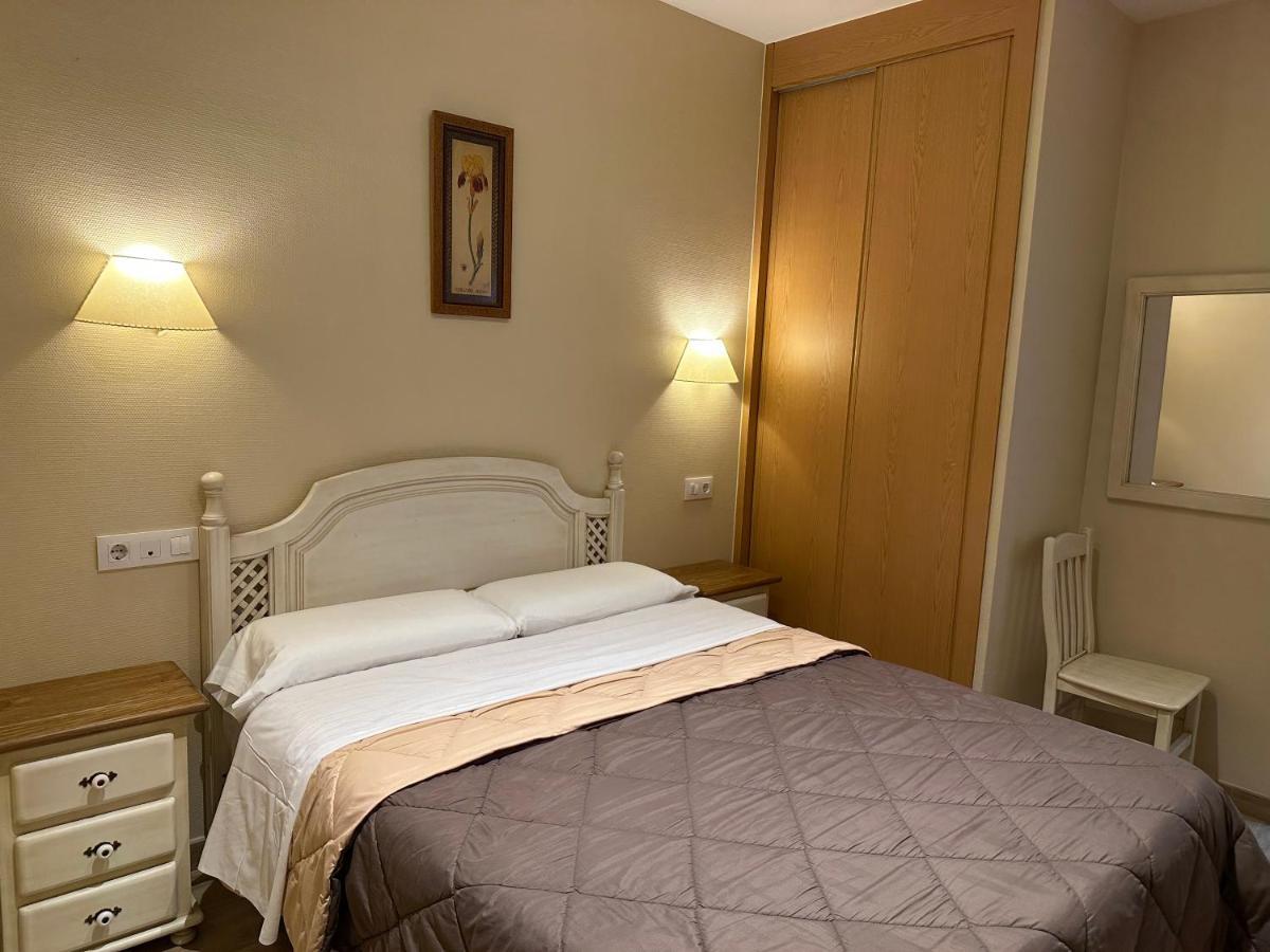 Hotel Toledo Plaza Extérieur photo