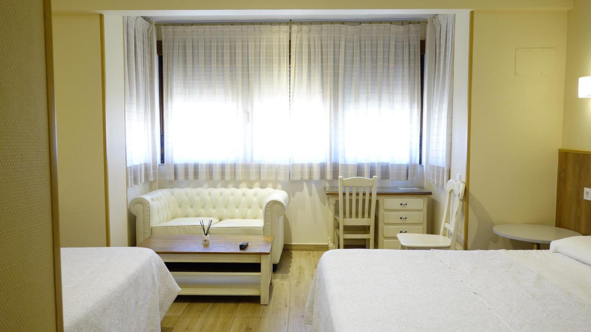 Hotel Toledo Plaza Extérieur photo